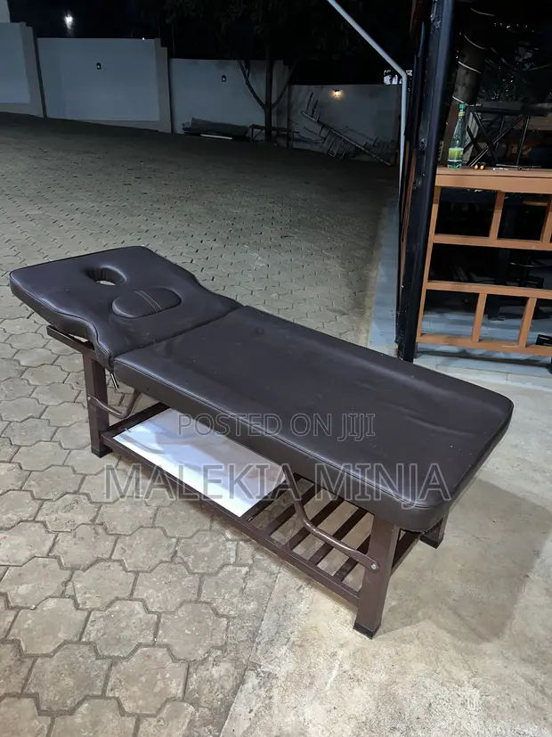 Professional Massage Bed - 1