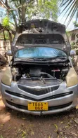 Toyota Ractis 2006 Silver - 4