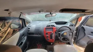 Toyota Ractis 2006 Silver