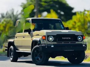 Toyota Land Cruiser LX Double Cabin 2025 Beige