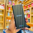 Sharp Aquos R6 128GB Nyeusi - 2