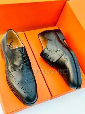 La Classic Moccasins - Brand New