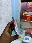 Samsung Galaxy S10 128GB Nyeusi - 4
