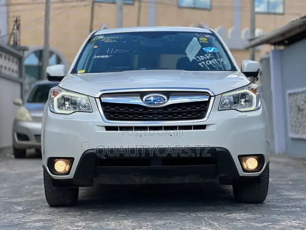 Subaru Forester 2015 White - 1