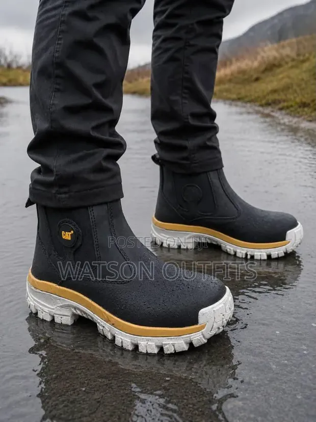 CAT Brand Men's Leather Classic Boots - 1