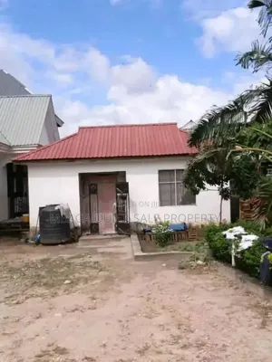 4 Bedroom House for Sale in Bunju