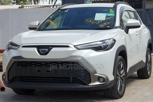 Toyota Corolla Cross 2023 White - 1