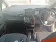 Toyota Wish 2013 Nyeupe - 4