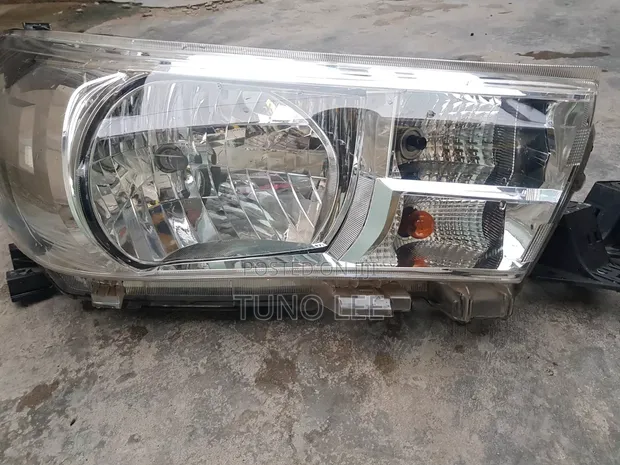 Genuine Toyota Hilux Revo Halogen Headlights (Used) - 1