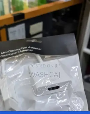 DisplayPort to HDMI Converter