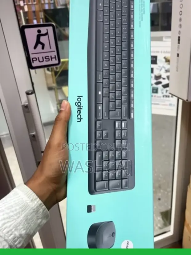 Logitech MK235 Kombo ya Kibodi na Panya Isiyo na Waya - 1
