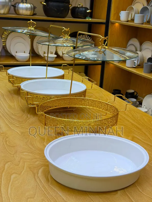 Luxury Round Serving Set - Gold & White Ceramic - 1