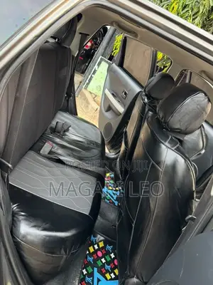 Toyota IST 2005 Gray