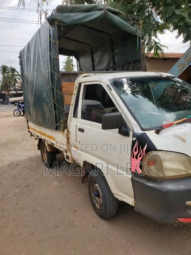 Toyota Townace Mini Truck - 1