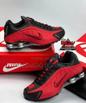 New Nike Shoes - Men's Sizes