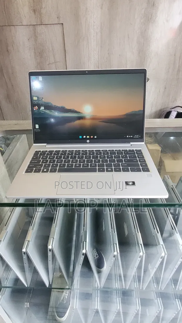 Laptop HP ProBook 445 G9 - Ryzen 7, 16GB RAM, 256GB SSD - 1