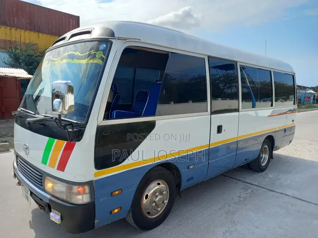 Toyota Coaster 1998 - 24 Seater Bus - 1
