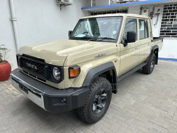 Toyota Land Cruiser 79 Series Pickup 2024 Beige - 1