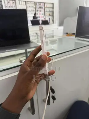 Apple iPhone 13 256GB White
