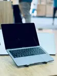 Apple MacBook Pro 2017 8GB Intel Core i5 SSD 256GB - 4