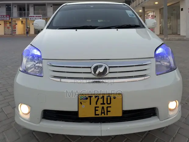 Toyota Raum 1.5 FWD 2006 Pearl - 1