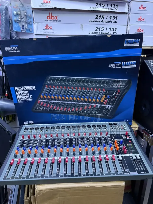 Yamaha MG16XU 16-Channel Mixer - 1