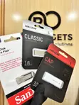 Sandisk/Hiksemi Flash Drive - 1