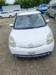 Mazda Verisa 2011 White - 3