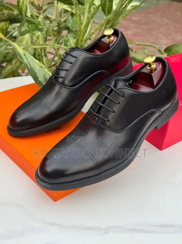Clarks Executive Boss Shoes - Black Leather - 1