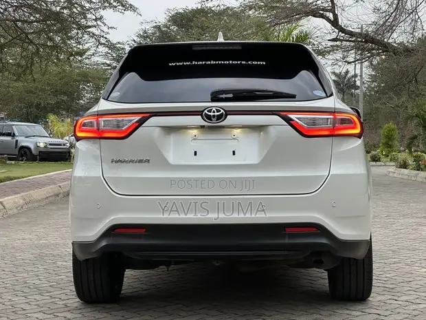 Toyota Harrier 2018 White - 1