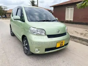 Toyota Porte 1.3 FWD 2005 Kijani