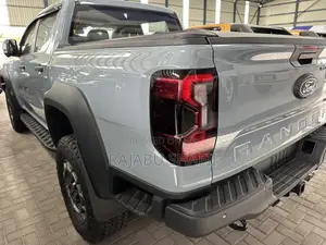 Ford Ranger Raptor 4WD SuperCrew 5' Box 2025