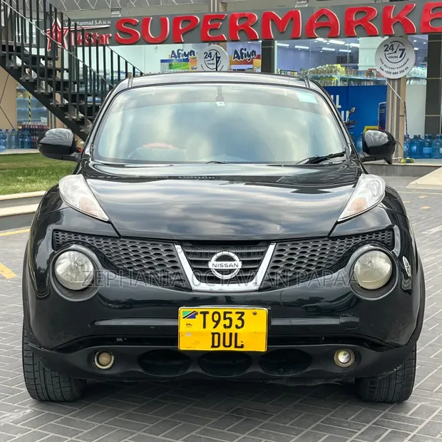 Nissan Juke 2011 Black - 1
