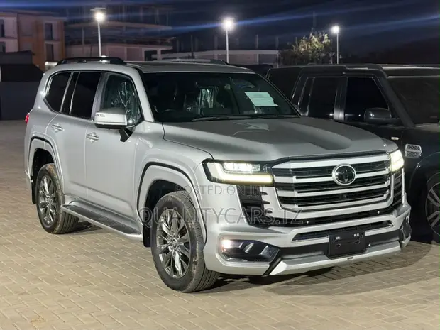 2024 Toyota Land Cruiser LC300 Diesel - 1
