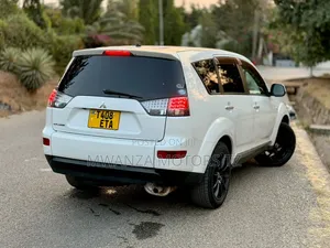Mitsubishi RVR 2006 Nyeupe
