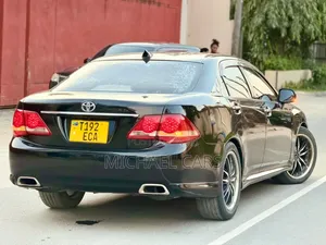 Toyota Crown Athlete 2009 Black