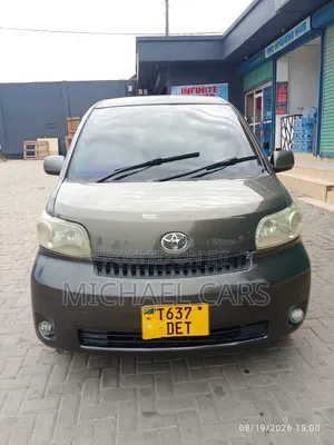Toyota Porte 2005 Kijivu