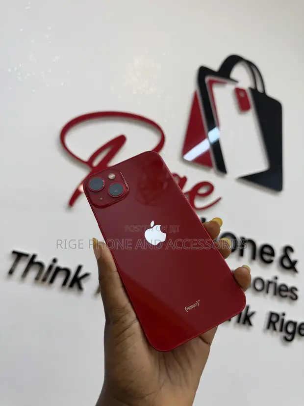 Apple iPhone 13 256GB Red - 1