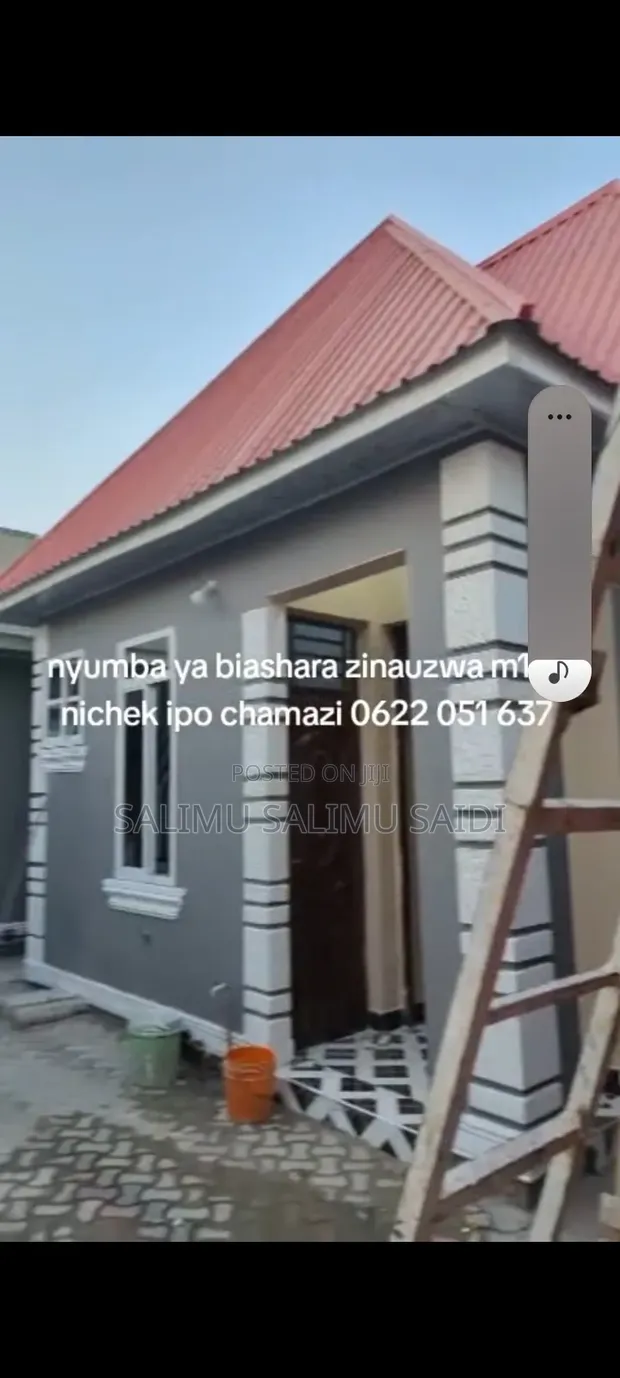 Nyumba ya Vyumba 8 vya Kulala, Imejengwa Juu Juu (Duplex), Ikiwa na Samani, Kwamkongo, Chamazi - Inauzwa - 1