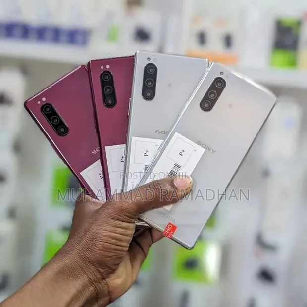 Sony Xperia 5 128GB Silver - 1