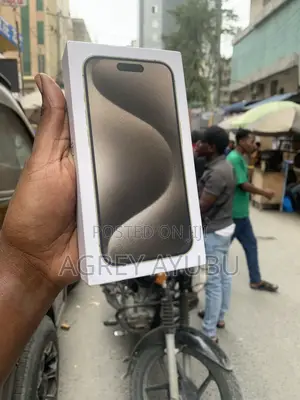 New Apple iPhone 15 Pro 256GB