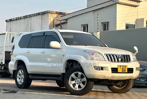 Toyota Land Cruiser Prado 2004 White - 1