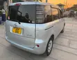 Toyota Sienta 2006 Silver - 4