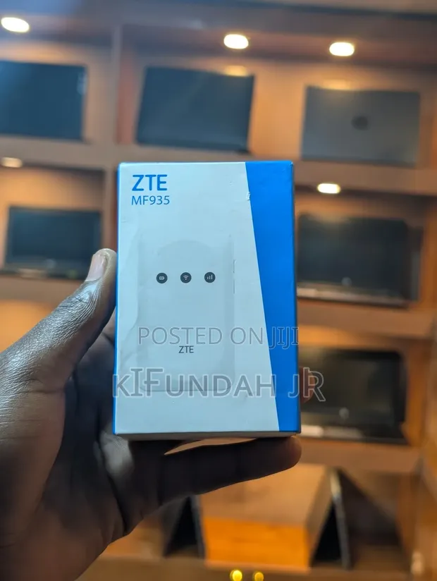 ZTE MF935 4G Mobile Wi-Fi Router - 1
