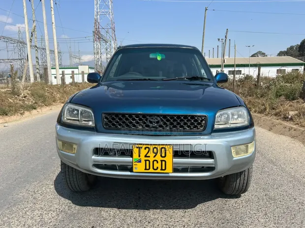 Toyota RAV4 2004 Blue - 1