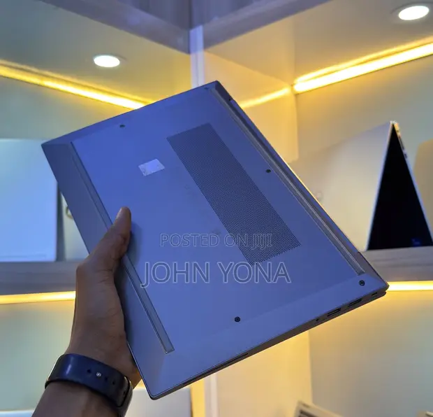 Laptop HP ZBook Firefly G8 - Core i7, 32GB RAM, 512GB SSD - 1
