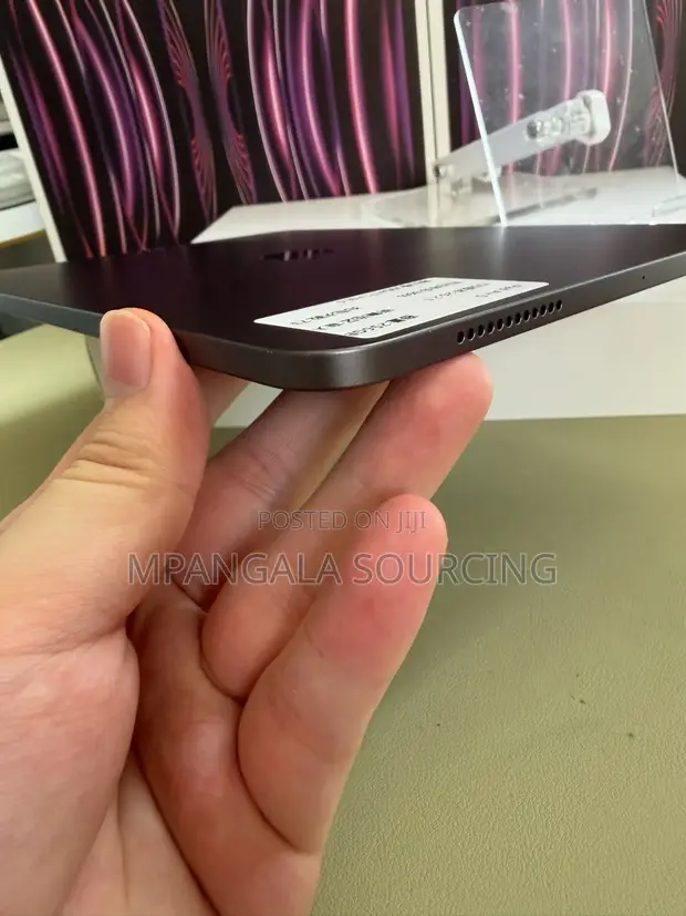 Apple iPad Air 5th Gen 256GB Kijivu - 1