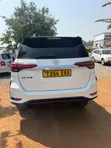 Toyota Fortuner 2020 Nyeupe - 2