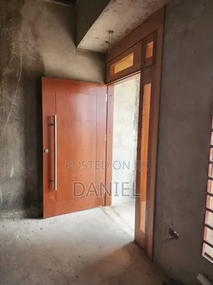 Mkongo Wood Door with Frame