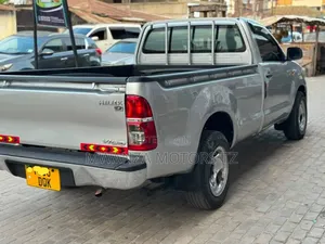 Toyota Hilux 2013 Single Cab